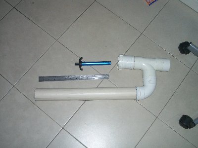 The gun, sparker and 30cm ruler for scale