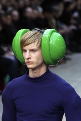 Plastic-Earmuffs.jpg