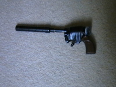 Gun with extender.