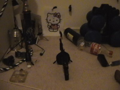 Weapon; Thompson Drum. My Target 'Hello Kitty'. This is the thompson with the bipod/stand.