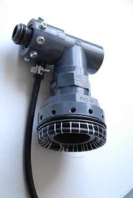 The breech with its O-ring seal, O-ring bumper (until I get some neoprene), 12 bolt holes and DFTV pilot valve.